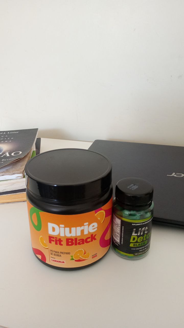 Pote do Diurie Fit Black sabor laranja com nova embalagem ao lado do Lift Detox